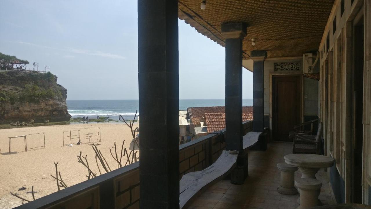 Hotel Kampoeng Drini Brono Екстериор снимка